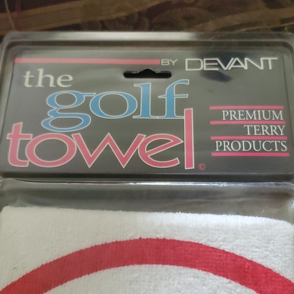 Gorgeous golf towel top line boxed